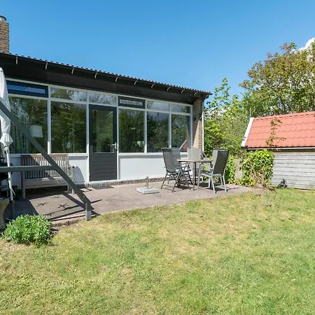 Holiday home Trendy With Garden